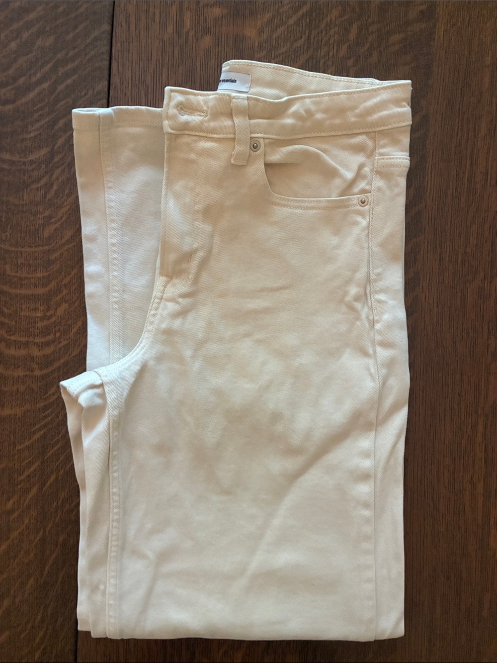 Amazon Essentials Women's Cream Wide Leg Jeans